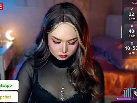 Snapshot of HOTnWILDalice chatting on October 27, 2025, 12:55 am HOTnWILDalice online show from October 27, 2025, 12:55 am