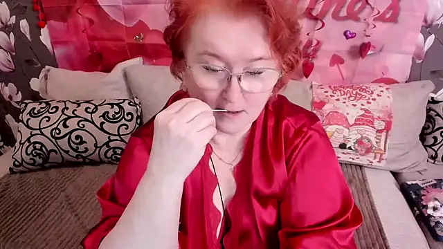 leiamillersonn online show from February 12, 2025, 8:59 am