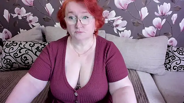 leiamillersonn online show from March 4, 2025, 5:56 pm