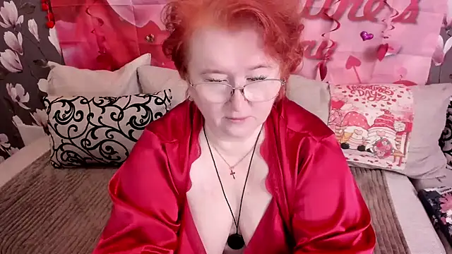leiamillersonn online show from February 12, 2025, 4:54 am