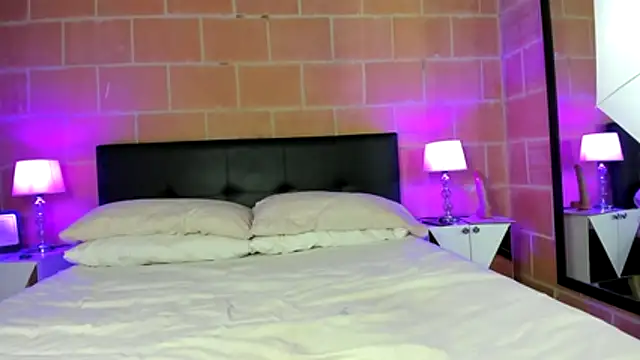 let do it online show from October 30, 2025, 2:32 am