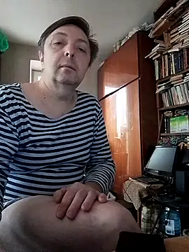 Snapshot of Pokaz2020 chatting on July 9, 2026, 9:21 am Pokaz2020 online show from July 9, 2026, 9:21 am