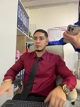 Snapshot of Dimitri_Colleman chatting on September 30, 2025, 9:54 pm Dimitri Colleman online show from September 30, 2025, 9:54 pm