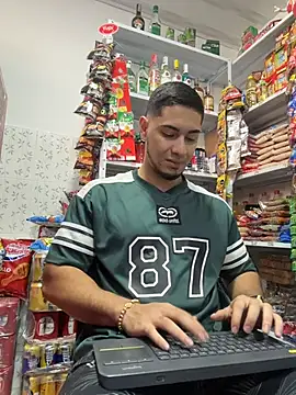 Snapshot of Dimitri_Colleman chatting on October 21, 2025, 9:25 pm Dimitri Colleman online show from October 21, 2025, 9:25 pm