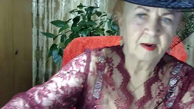 Snapshot of Emma52610 chatting on January 17, 2025, 12:42 pm Emma52610 online show from January 17, 2025, 12:42 pm