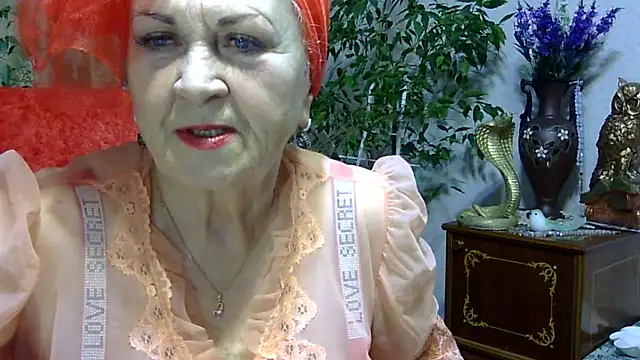 Snapshot of Emma52610 chatting on March 8, 2025, 6:05 pm Emma52610 online show from March 8, 2025, 6:05 pm