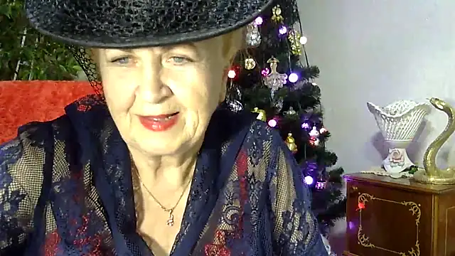 Snapshot of Emma52610 chatting on January 15, 2025, 5:47 pm Emma52610 online show from January 15, 2025, 5:47 pm