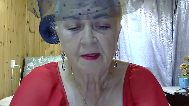 Snapshot of Emma52610 chatting on October 18, 2025, 11:23 am Emma52610 online show from October 18, 2025, 11:23 am