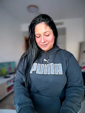 DannaaMeliza online show from November 29, 2025, 10:59 am