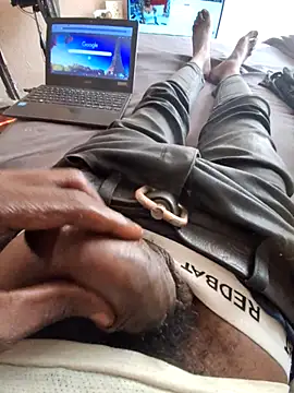 Snapshot of FiringTaurus chatting on September 9, 2025, 7:18 am FiringTaurus online show from September 9, 2025, 7:18 am