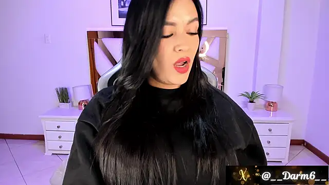 Lia Simons online show from February 21, 2025, 2:39 am