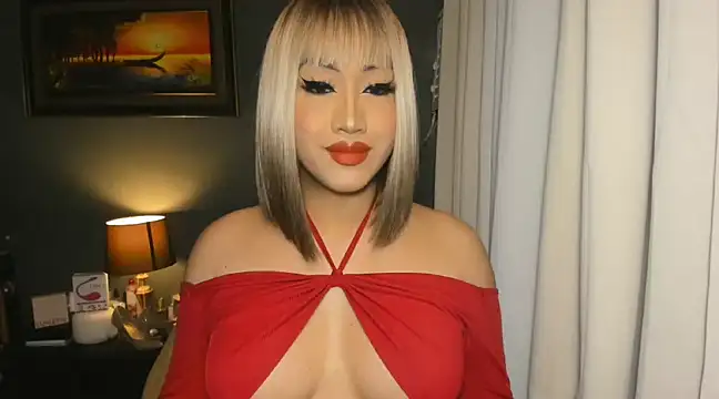 AliciaGundersen online show from December 6, 2024, 4:01 pm