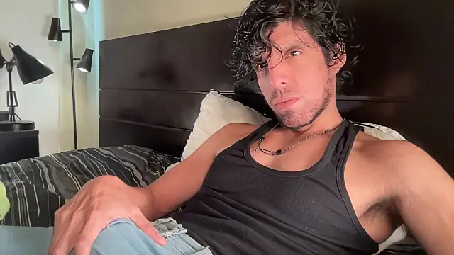 Snapshot of beranco19 chatting on February 13, 2026, 10:32 pm beranco19 online show from February 13, 2026, 10:32 pm