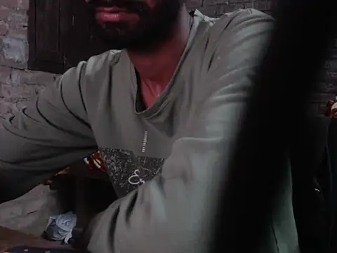 ThethunderPo online show from November 2, 2025, 3:06 pm