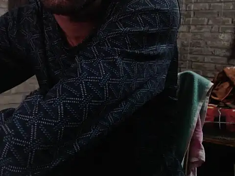 ThethunderPo online show from November 7, 2025, 3:38 pm