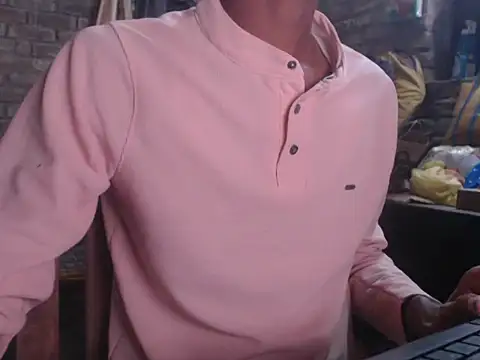 ThethunderPo online show from November 30, 2025, 7:20 am