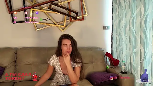 Girl Ksenia online show from May 1, 2026, 1:32 am