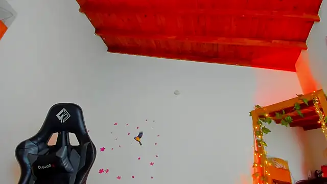 Susan Foxx online show from September 20, 2025, 5:07 pm