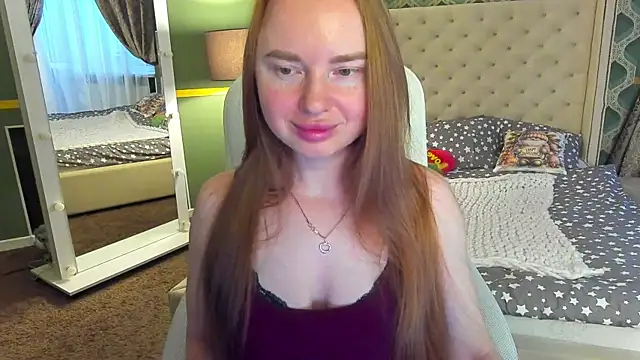 MiaRedFox online show from January 16, 2025, 12:42 pm