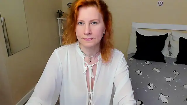 FoxySophia online show from September 17, 2025, 3:47 pm