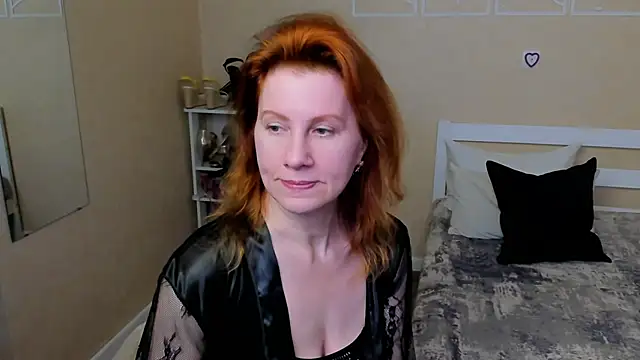 FoxySophia online show from September 29, 2025, 2:12 pm