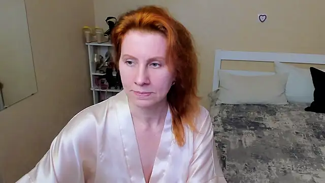 FoxySophia online show from September 29, 2025, 1:12 am