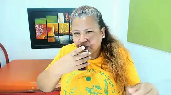 Snapshot of beckyummys chatting on March 3, 2025, 1:34 pm beckyummys online show from March 3, 2025, 1:34 pm