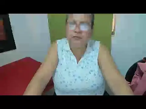 Snapshot of beckyummys chatting on October 18, 2025, 12:18 pm beckyummys online show from October 18, 2025, 12:18 pm