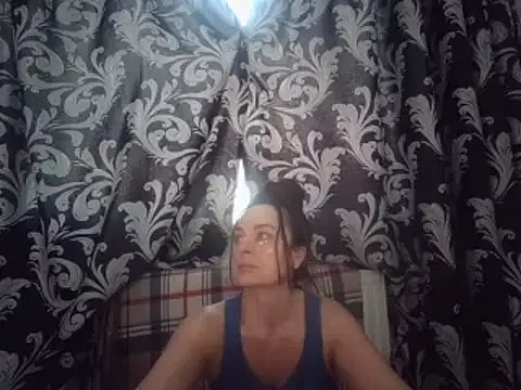 LindaStarS online show from February 24, 2025, 5:33 am