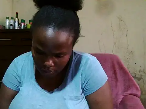 sexybigboobz online show from June 5, 2026, 1:06 pm