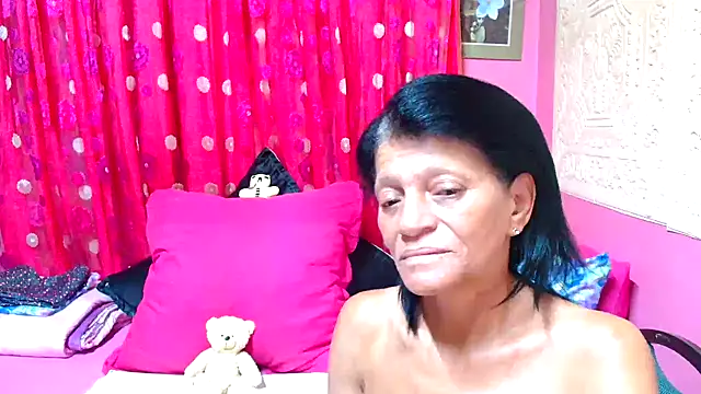 SLUTTYROXY online show from February 4, 2025, 2:17 am