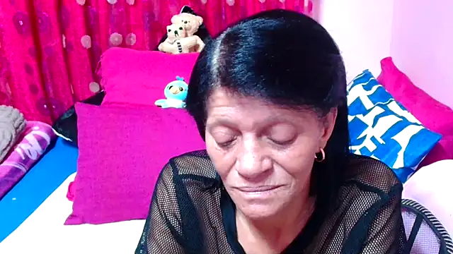 SLUTTYROXY online show from September 14, 2025, 6:19 pm