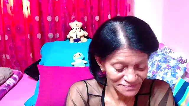 SLUTTYROXY online show from September 16, 2025, 6:58 am