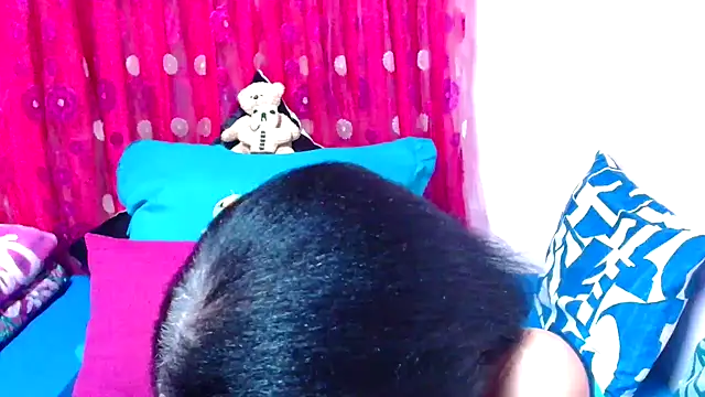 SLUTTYROXY online show from October 19, 2025, 7:05 pm