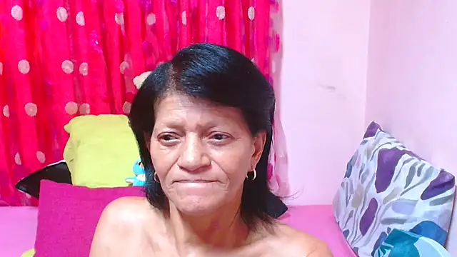 SLUTTYROXY online show from March 13, 2026, 5:01 am