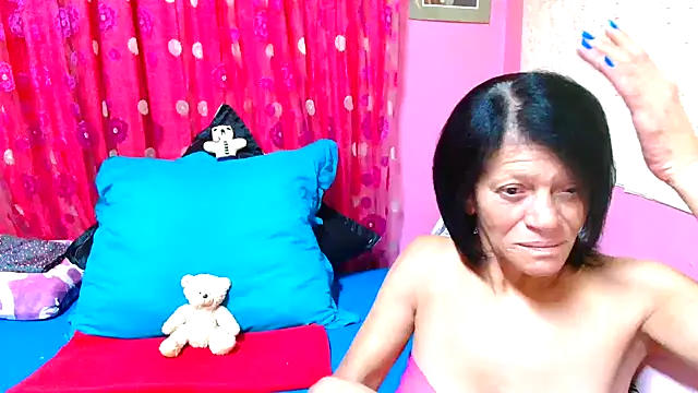 SLUTTYROXY online show from January 31, 2025, 5:32 pm
