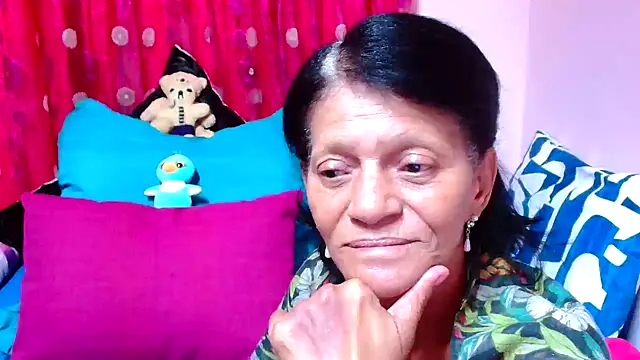 SLUTTYROXY online show from September 25, 2025, 6:19 am