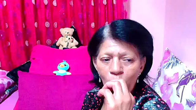 SLUTTYROXY online show from October 6, 2025, 7:09 am