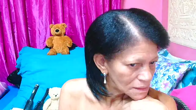 SLUTTYROXY online show from March 19, 2025, 5:28 pm