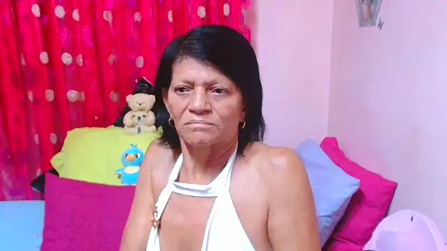 SLUTTYROXY online show from April 15, 2026, 7:58 pm