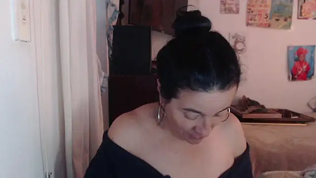 stefilove10 online show from October 15, 2025, 2:47 pm