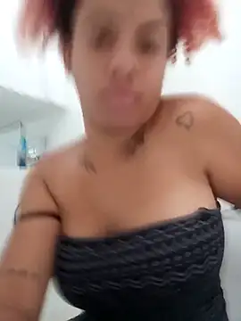 Snapshot of isa_bellaxx chatting on November 22, 2025, 12:48 pm isa bellaxx online show from November 22, 2025, 12:48 pm