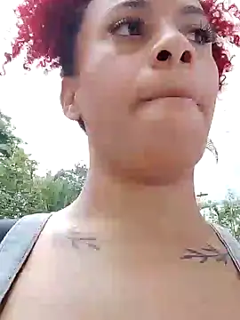 Snapshot of isa_bellaxx chatting on February 23, 2025, 7:17 pm isa bellaxx online show from February 23, 2025, 7:17 pm