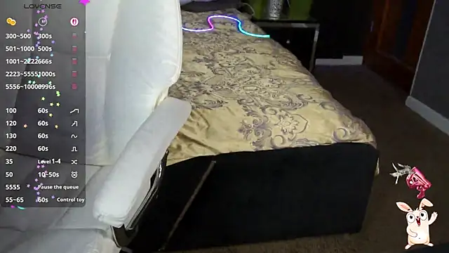 EmilyCandyy online show from April 11, 2026, 7:45 am