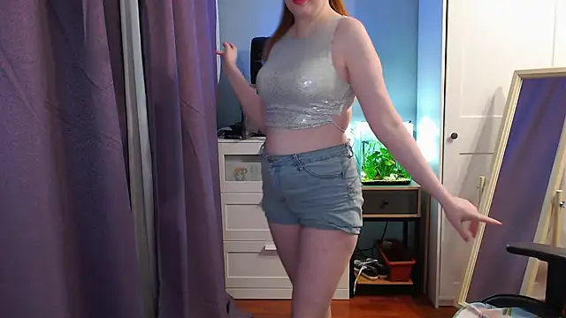 Snapshot of Lady_Inari chatting on May 27, 2026, 9:00 pm Lady Inari online show from May 27, 2026, 9:00 pm