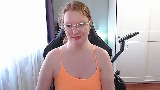 Lady Inari online show from September 30, 2025, 5:02 am