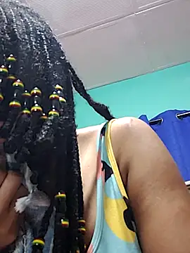 HONEYSWEETS LIVE online show from November 19, 2025, 3:28 am