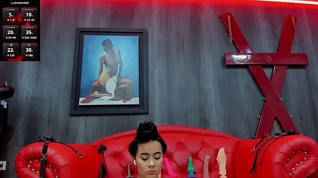 Liittledolly online show from March 5, 2025, 2:56 pm