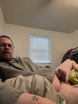 Snapshot of Germamamericanohio87 chatting on February 2, 2025, 2:45 pm Germamamericanohio87 online show from February 2, 2025, 2:45 pm