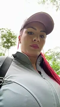 Snapshot of LINDA_PATTY94 chatting on February 16, 2026, 4:05 pm LINDA PATTY94 online show from February 16, 2026, 4:05 pm